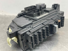 Load image into Gallery viewer, Fuse Box Ford Explorer 2008 - NW546604
