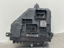 Load image into Gallery viewer, Fuse Box Ford Explorer 2008 - NW546604
