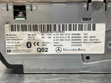 Load image into Gallery viewer, Radio Mercedes-Benz SL500 2010 - NW548171
