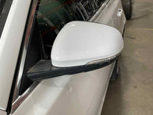 Load image into Gallery viewer, Side View Door Mirror Jaguar XF 2017 - NW548042
