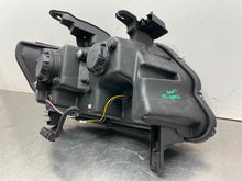 Load image into Gallery viewer, HEADLIGHT LAMP ASSEMBLY Colorado 15 16 17 18 19 20 Left - NW570494

