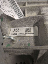 Load image into Gallery viewer, Transfer Case Chevrolet Colorado 2021 - NW570532
