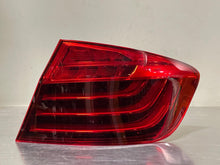 Load image into Gallery viewer, OUTER TAIL LIGHT LAMP 528i 535i 550i Active 5 M5 14 15 16 Right - NW555836
