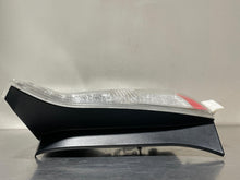 Load image into Gallery viewer, TAIL LIGHT LAMP ASSEMBLY Toyota Prius 2010 10 2011 11 Right - NW552246
