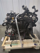 Load image into Gallery viewer, Engine Motor  KICKS 2019 - NW570477

