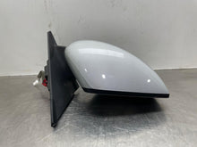 Load image into Gallery viewer, SIDE VIEW DOOR MIRROR 2018 18 2019 19 2020 20 Right - NW570469
