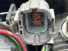 Load image into Gallery viewer, OUTER TAIL LIGHT LAMP 2018 18 2019 19 2020 20 Right - NW570737
