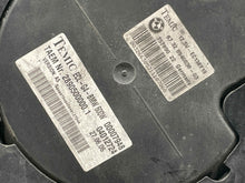 Load image into Gallery viewer, RADIATOR FAN ASSEMBLY BMW 530i 545i 525i 750i 2004 04 2005 05 2006 06 07 08 - 10 - NW352582
