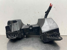Load image into Gallery viewer, FUSE BOX Jaguar XF 2009 09 - NW570888
