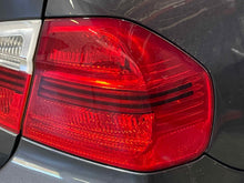 Load image into Gallery viewer, OUTER TAIL LIGHT LAMP 323i 325ci 325i 328i 330ci 330i 06-08 Right - NW571049
