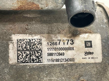 Load image into Gallery viewer, [INVENTORYCAR_YEAR_MAKE_MODEL] STARTER MOTOR - NW559442
