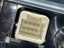Load image into Gallery viewer, REAR TEMPERATURE CONTROLS Toyota Venza 09 10 11 12 - NW559299
