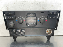 Load image into Gallery viewer, Temp Climate AC Heater Control Volvo S60 V70 2001 01 2002 02 03 04 05 06 07 - 09 - NW571107
