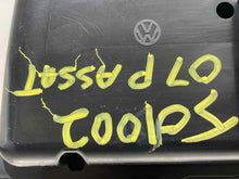 Load image into Gallery viewer, SPEEDOMETER CLUSTER Volkswagen Passat 2006 06 2007 07 - NW162235

