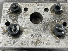 Load image into Gallery viewer, ABS PUMP Audi A4 A6 Passat 1999 99 2000 00 2001 01 02 - NW562973
