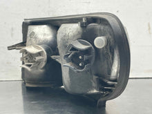 Load image into Gallery viewer, PARKLAMP Saab 900 1994 94 1995 95 96 97 98 Right - NW563477
