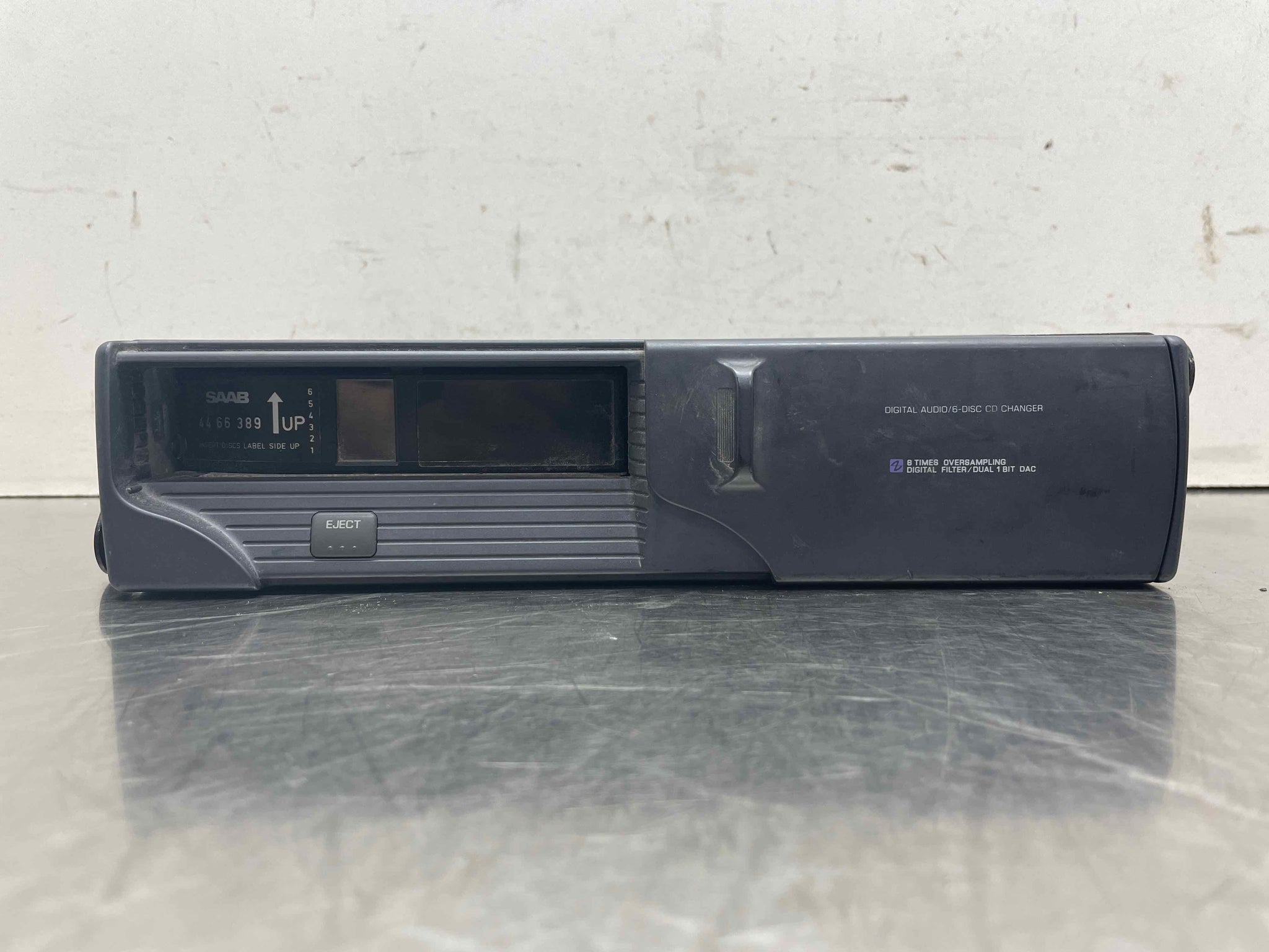 CD Changer Saab 900 1994 94 1995 95 1996 96 1997 97 1998 98