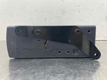 Load image into Gallery viewer, CD Changer Saab 900 1994 94 1995 95 1996 96 1997 97 1998 98 - NW563519
