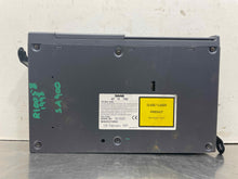 Load image into Gallery viewer, CD Changer Saab 900 1994 94 1995 95 1996 96 1997 97 1998 98 - NW563519
