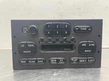 Load image into Gallery viewer, RADIO Saab 900 1994 94 95 96 97 98 AM/FM/CASS - NW563858
