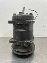 Load image into Gallery viewer, AC COMPRESSOR Mercedes 300E 380SE 500SEC 70 - 85 - NW563675
