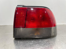 Load image into Gallery viewer, Tail Lamp Light  SAAB 900 1998 - NW564271
