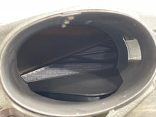 Load image into Gallery viewer, AIR CLEANER BOX C230 C250 C300 C350 C63 CL550 CL600 CL63 07-15 Left - NW519785
