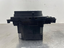 Load image into Gallery viewer, Floor Shifter  DISCOVERY SPORT 2019 - NW565863
