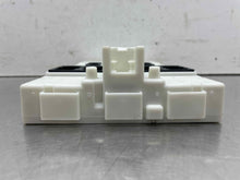 Load image into Gallery viewer, BODY CONTROL MODULE BCM COMPUTER I3 I8 Clubman Cooper Countryman 14-20 - NW571486
