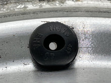 Load image into Gallery viewer, WHEEL Highlander 2001 01 02 03 04 05 06 07 16x6.5 Alloy - NW570747

