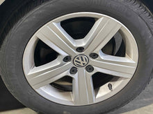 Load image into Gallery viewer, Wheel Rim Volkswagen Golf 2017 - NW572402
