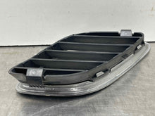 Load image into Gallery viewer, GRILL Saab 9-5 2002 02 2003 03 2004 04 2005 05 - NW98685

