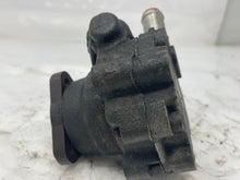 Load image into Gallery viewer, POWER STEERING PUMP Discovery 1999 99 2000 00 01 02 03 - NW163969
