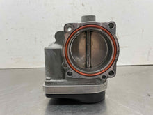 Load image into Gallery viewer, THROTTLE BODY BMW 320I 325I 525I X3 Z3 Z4 01 02 03 - 06 - NW574489
