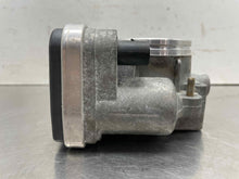 Load image into Gallery viewer, THROTTLE BODY BMW 320I 325I 525I X3 Z3 Z4 01 02 03 - 06 - NW574489
