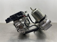 Load image into Gallery viewer, ABS Pump Nissan Frontier 2021 - NW576301
