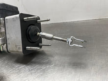 Load image into Gallery viewer, ABS Pump Nissan Frontier 2021 - NW576301
