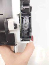 Load image into Gallery viewer, Speedometer Cluster Cadillac STS 2010 - NW158610
