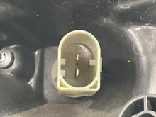 Load image into Gallery viewer, HEADLIGHT LAMP ASSEMBLY ML350 ML450 ML550 ML63 2011 11 Left - NW522885
