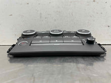 Load image into Gallery viewer, Temperature Controls Land Rover Evoque 2018 - NW579683
