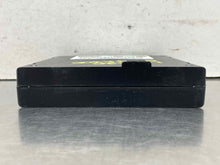 Load image into Gallery viewer, Computer Chevrolet Tahoe 2002 - NW581182
