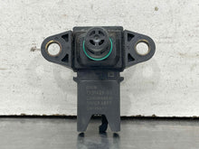 Load image into Gallery viewer, Mass Air Flow Sensor Meter MAF 135i 335i 535i 740i 740il M1 X6 Z4 07-13 - NW581178

