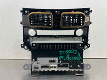Load image into Gallery viewer, RADIO Honda Accord 2008 08 2009 09  AM FM 6CD - NW581167
