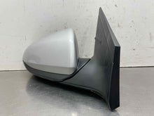 Load image into Gallery viewer, SIDE VIEW DOOR MIRROR 2017 17 2018 18 2019 19 2020 20 Right - NW583820
