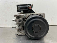 Load image into Gallery viewer, ABS Pump Toyota Avalon 2006 - NW573543
