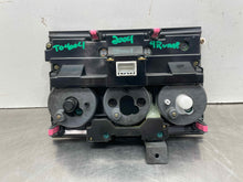Load image into Gallery viewer, Temperature Controls Toyota 4 Runner 2004 - NW587596
