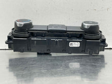 Load image into Gallery viewer, Temperature Controls Ford Explorer 2018 - NW588220
