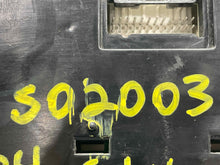Load image into Gallery viewer, SPEEDOMETER CLUSTER Silverado 2500 Pickup Silverado 3500 03-04 - NW588434
