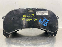 Load image into Gallery viewer, SPEEDOMETER CLUSTER Silverado 2500 Pickup Silverado 3500 03-04 - NW588434
