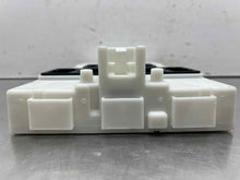 Load image into Gallery viewer, BODY CONTROL MODULE BCM COMPUTER I3 I8 Clubman Cooper Countryman 14-20 - NW573917
